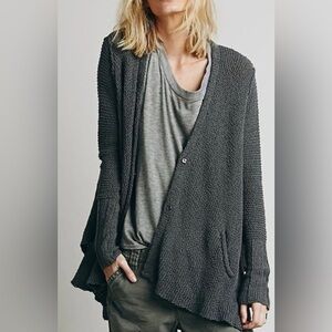 Free People Gray Ribbed V-Neck Cardigan Shark Bite Hem XS | Holiday Price